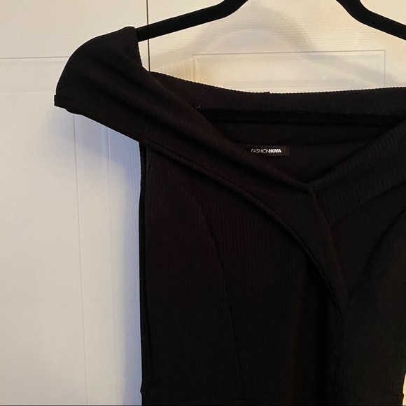 FashionNova off the shoulder jumpsuit - Picture 3 of 5